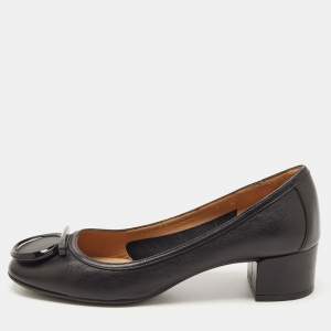 Pre Owned Salvatore Ferragamo Black Leather Gancini Buckle Pumps Size 37.5