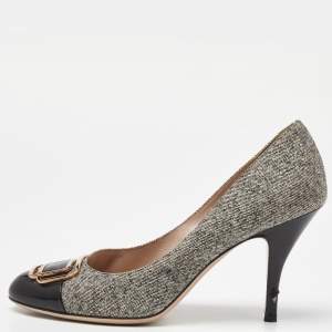 Salvatore Ferragamo Black/Grey Leather and Tweed Buckle Detail Pumps Size 39.5