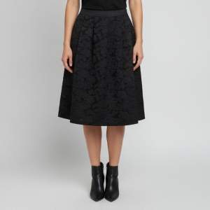 مملوكة مسبقًا Sandro Black Lace Janice Skater Skirt L