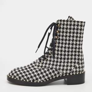 Stuart Weitzman Black/White Houndstooth Fabric Lace Up Ankle Length Boots Size 38.5