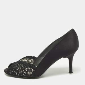 Pre Owned Stuart Weitzman Chantelle Size 38.5 Black Lace and Satin Peep Toe Pumps