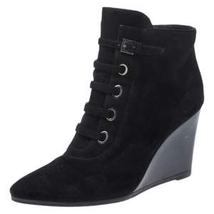 Stuart Weitzman Black Suede And Patent Leather Wedge Lace Detail Ankle Boots Size 38.5