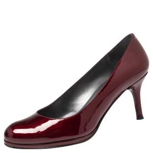 Stuart Weitzman Burgundy Patent Leather Round Toe Pumps Size 37