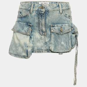 مملوكة مسبقًا تنورة ذا أتيكو دنيم أبيض منخفضة الخصر بتفاصيل جيوب كارجو ميني مقاس صغير ( سمول ) خصر ٣٢ بوصة