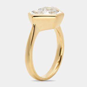 3.50 cts Triangle Step Cut Lab Grown Diamond 18k Yellow Gold Ring Size 52