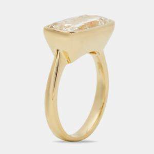 Pre Owned 5.30 cts Elongated Cushion 18k Yellow Gold Lab Grown Diamonds Ring Size 54