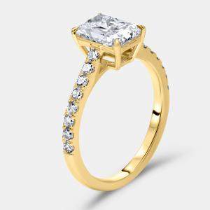Pre Owned 1.98 cts Radiant and Round Lab Grown Diamond 18k Yellow Gold Ring Size 52