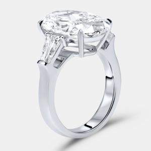 Pre Owned 8 cts Oval and Trapezoid Lab Grown Diamond 18k White Gold Ring Size 53