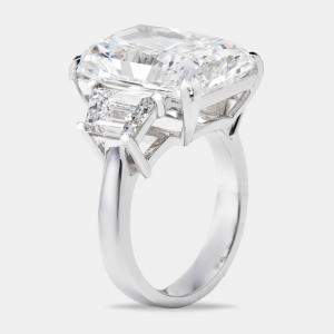 17.00 cts Radiant and Trapezoid Lab Grown 18k White Gold Ring Size 53