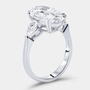 Pre Owned 5.20 cts Oval Brilliant and Pear Lab Grown Diamonds 18k White Gold Ring Size 52