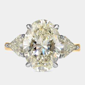 Pre Owned خاتم زفاف من الماس المصنع في المختبر بقصة بيضاوية بوزن 5.9 قيراط من الذهب متعدد الألوان عيار 14.