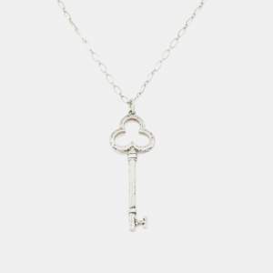 Pre Owned Tiffany & Co. Trefoil Key Silver Pendant Oval Link Chain Necklace
