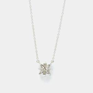 Tiffany & Co. Platinum Diamond Victoria Cluster Pendant Necklace