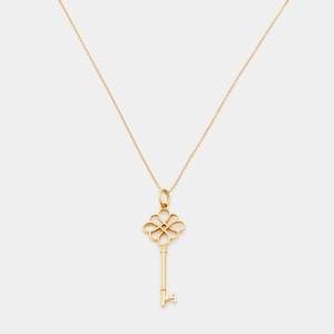 Pre Owned Tiffany & Co. Knot Key 18k Yellow Gold Pendant Necklace