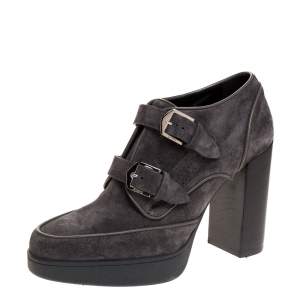 مملوكة مسبقًا Tod's Grey Suede Leather Platform Buckle Detail Ankle Booties Size 38