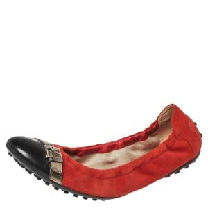 حذاء باليرينا فلات تودز مجعد مقدمة جلد لامع أسود و سويدي برتقالي مقاس 37.5