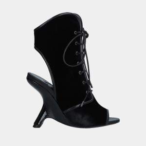 Tom Ford Velvet Ankle  Lace Up Booties Size 39.5