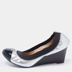 Tory Burch Silver/Black Foil Leather Scrunch Wedge Pumps Size 35