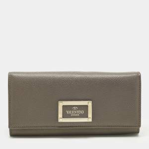 Pre Owned Valentino Beige Leather Logo Flap Continental Wallet