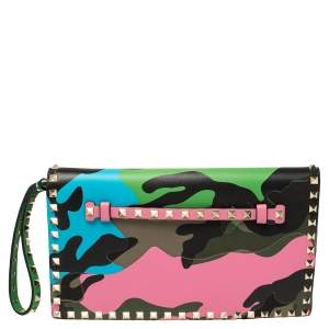 Pre Owned حقيبة كلتش فالنتينو جلد متعدد الألوان بنمط مموه روكستاد بحمالة معصم