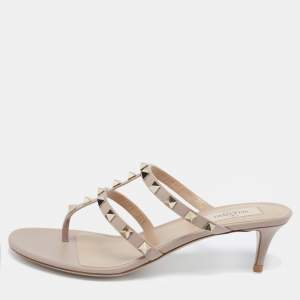 مملوكة مسبقًا صندل بإصبع فالنتينو جلد وردي فاتح مرصع مقاس 37.5