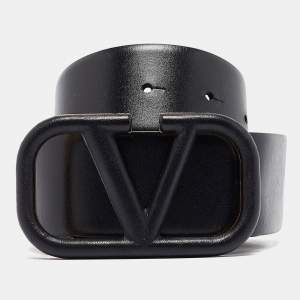 Pre Owned Valentino Black Leather VLogo Waist Belt 85CM
