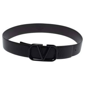Pre Owned Valentino Black Textured Leather VLOGO Belt Size 80 CM