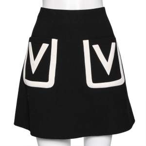 Pre Owned Valentino Black Wool V Pocket Detailed A-Line Skirt M