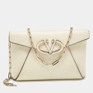 Pre Owned Valentino Off White Leather V Rivet Clutch Bag