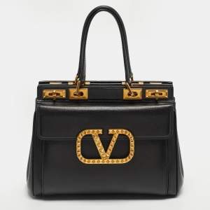 مملوكة مسبقًا Valentino Black Leather Medium Alcove Rockstud Top Handle Bag