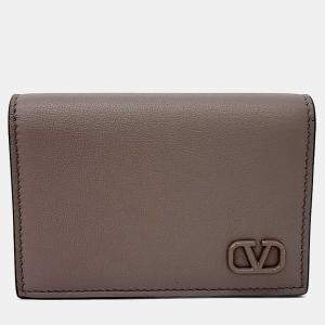 مملوكة مسبقًا Valentino Brown Leather Mini V-Logo Card Holder
