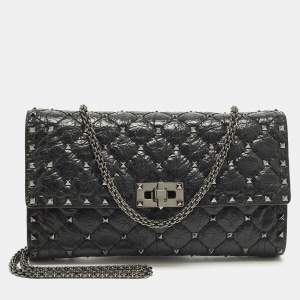 Pre Owned Valentino Rockstud Spike Black Quilted Leather Crossbody Clutch