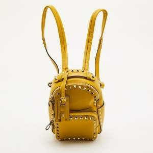مملوكة مسبقًا Valentino Rockstud Mini Mustard Yellow Leather Backpack