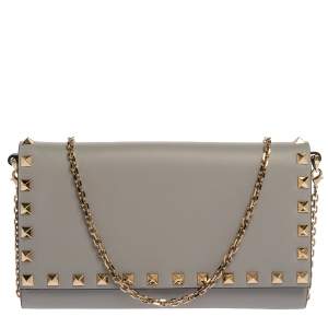 مملوكة مسبقًا Valentino Pale Blue Leather Rockstud Wallet on Chain