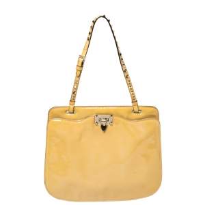Pre Owned Valentino Beige Patent Leather Rockstud Strap Shoulder Bag