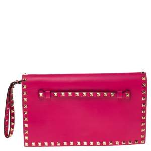 Pre Owned Valentino Fuchsia Leather Rockstud Wristlet Clutch