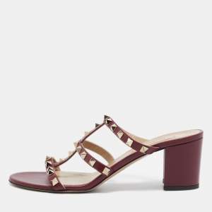 Pre Owned Valentino Burgundy Leather Rockstud Slide Sandals Size 39