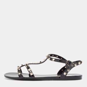 Pre Owned Valentino Black Rubber Rockstud Flat Sandals Size 39