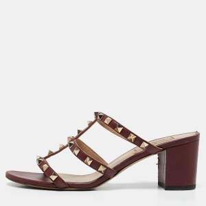 Pre Owned Valentino Burgundy Leather Rockstud Slide Sandals Size 39