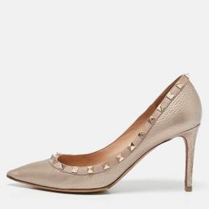 Pre Owned Valentino Rose Gold Leather Rockstud Pumps Size 38.5