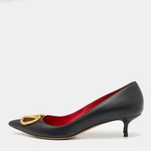 Pre Owned Valentino Black Leather Escape V logo Pumps Size 40.5