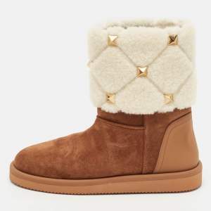 مملوكة مسبقًا Valentino Brown/Cream Suede and Wool Roman Stud Winter Boots Size 40