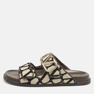 Pre Owned Valentino Brown/Cream Canvas and Fabric Logo Slide Sandals Size 40