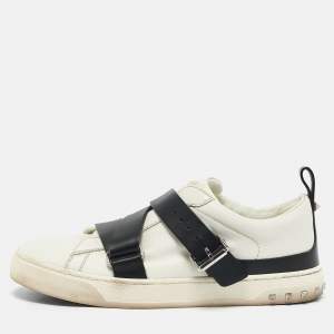 Valentino White/Black Leather Buckle Strap Rockstud Low Top Sneakers Size 39