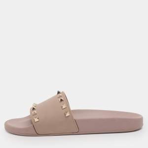 Pre Owned Valentino Beige Rubber Rockstud Slide Flats Size 40