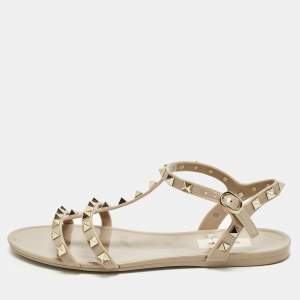 مملوكة مسبقًا Valentino Rockstud Size 38 Beige Rubber Ankle Strap Flat Sandals