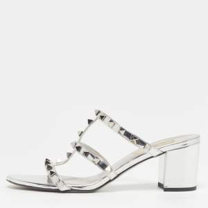 Pre Owned Valentino Rockstud Size 37.5 Silver Leather Slide Sandals