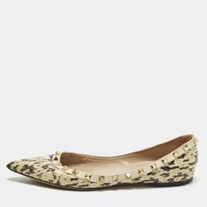 مملوكة مسبقًا Valentino Rockstud Size 38 Cream/Black Leather and Water Snakeskin Ballet Flats