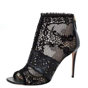 مملوكة مسبقًا Valentino Black Leather and Lace Fusion Ankle Booties Size 38