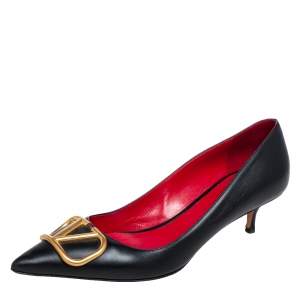 Pre Owned  Valentino Black Leather VLogo Pointed Toe Pumps Size 39